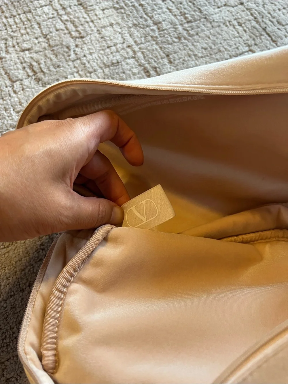 Valentino Soft Cosmetic Pouch Set (2)